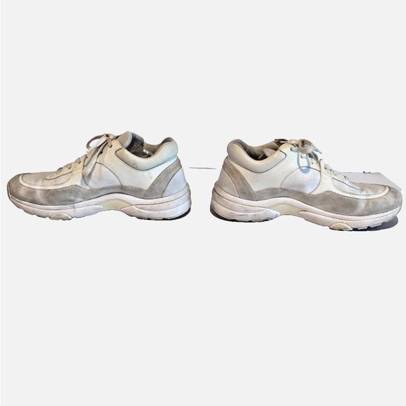 Chanel Interlocking CC Logo Leather Sneakers - Picture 2 of 6